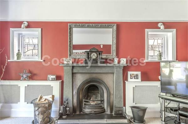 Copthall Drive/Holmdene Avenue, Mill Hill